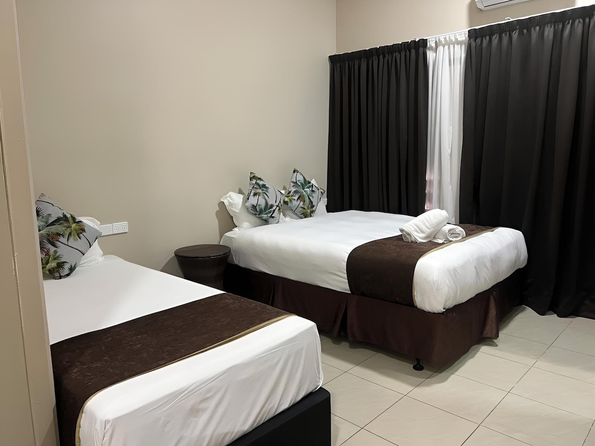 Family Double or Twin Room at Hotel BulaBard image 2