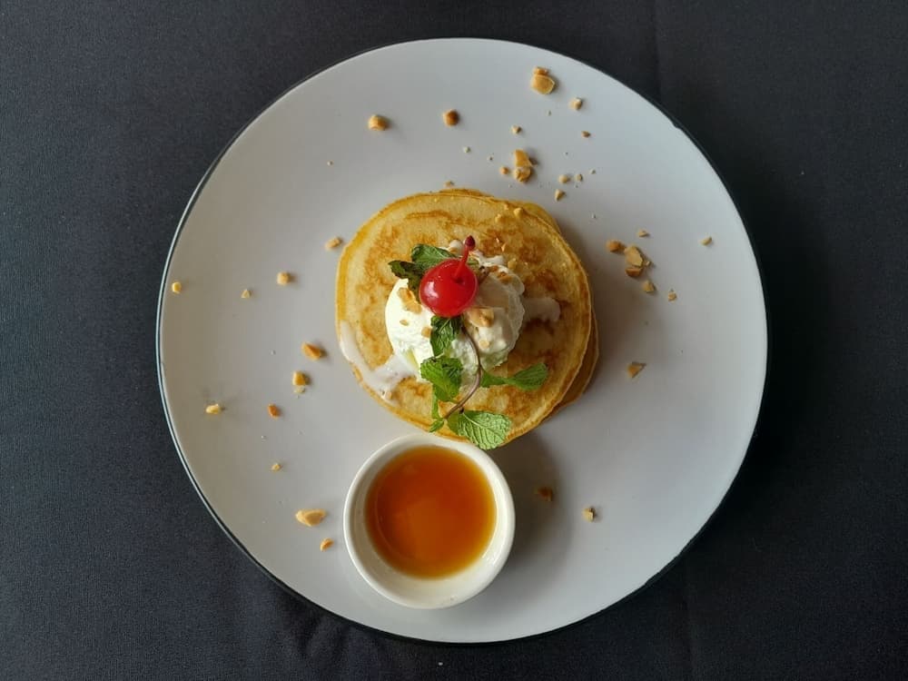 Hotel BulaBard dining image 10
